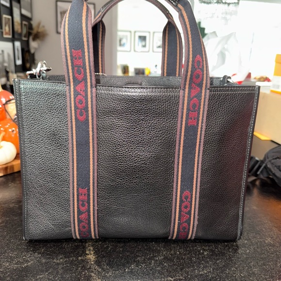 Coach Handbags - Coach Black Leather Tote with Logo Straps